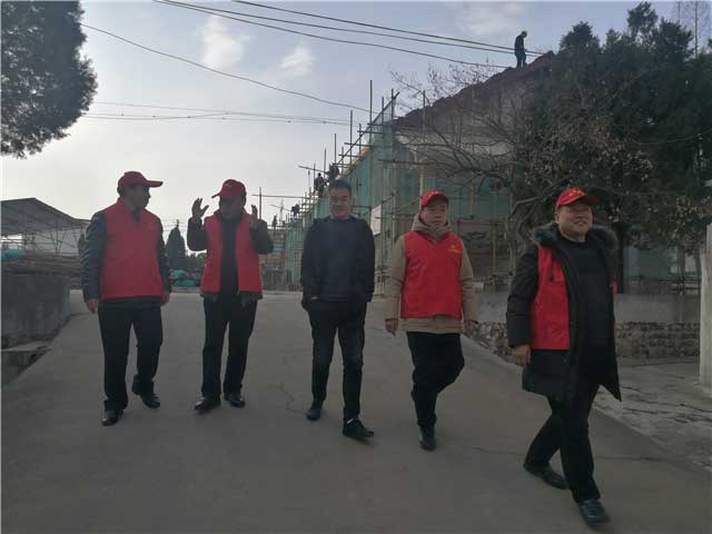 市慈善协会到我场慰问困难职工